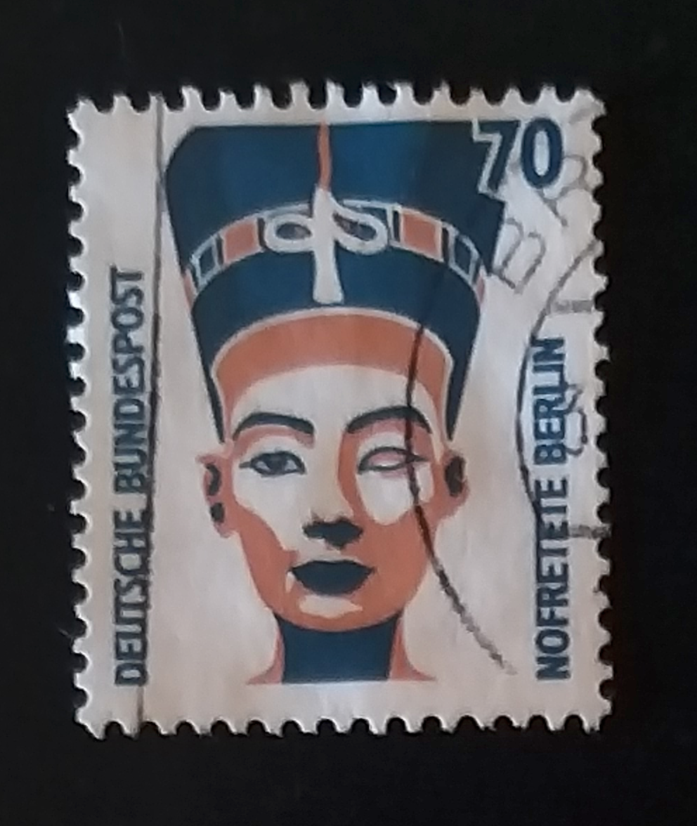 Nofretete Berlin 70 Pf + 20 Pf